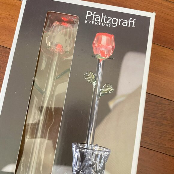 Pfaltzgraff LED Glass Rose With Vase - Picture 3 of 5
